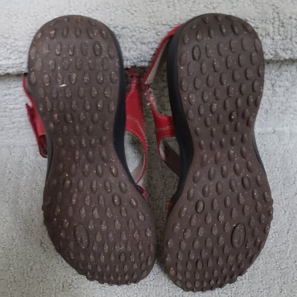 Privo by Clarks Merlot Bucky sandals - Size 8M - Picture 7 of 8